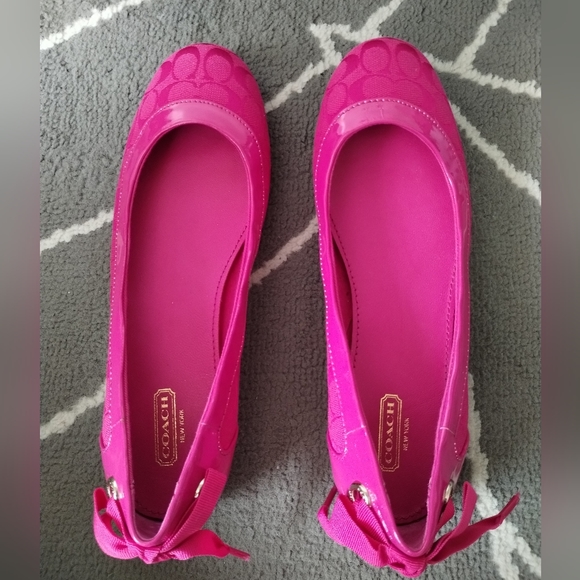 Coach Ronda Fuchsia Logo Ballet Flats EUC - Picture 7 of 14